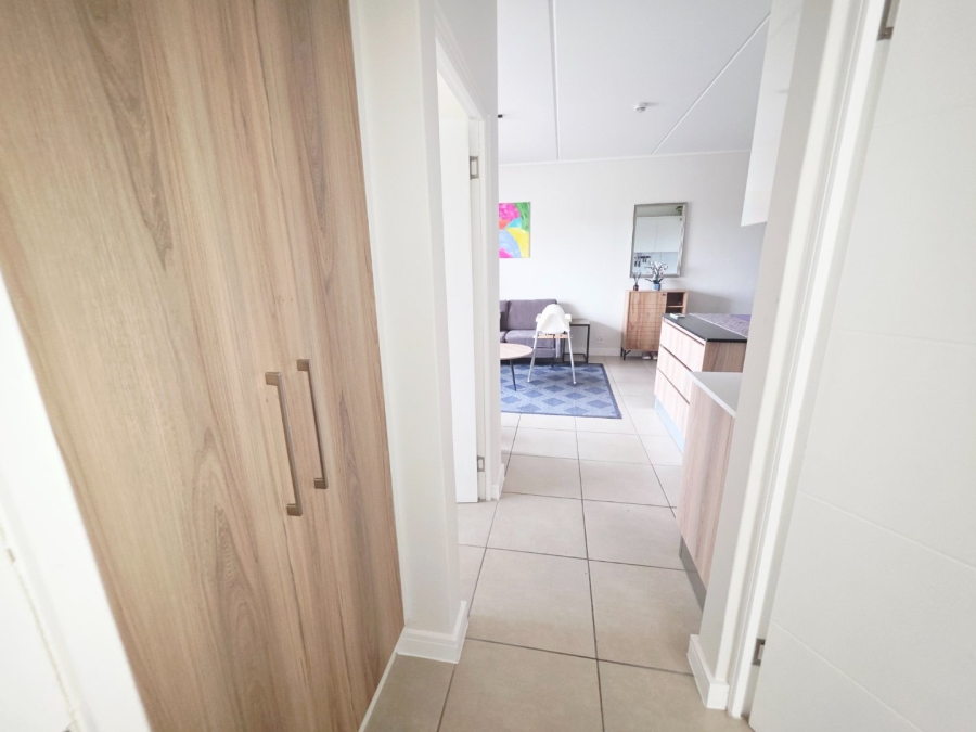 To Let 2 Bedroom Property for Rent in Sandown Western Cape